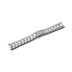 Metal bracelet with clasp